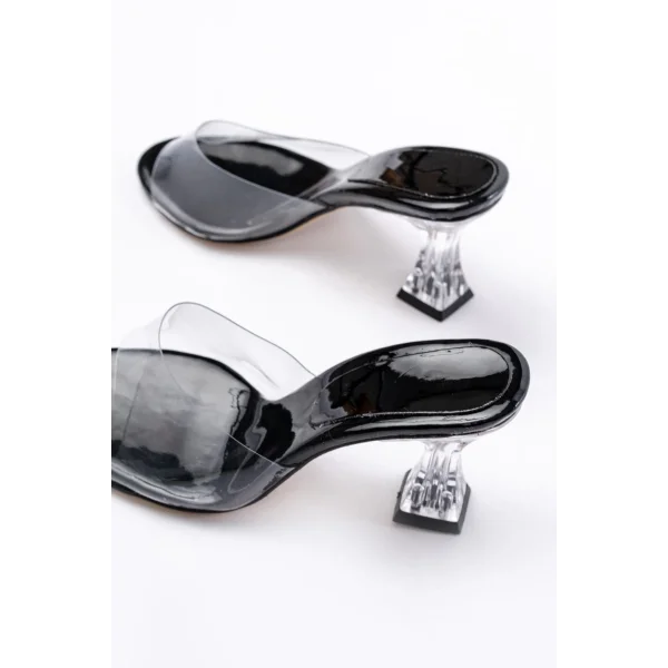 S-619 Siyah Rugan Şeffaf Bantlı Şeffaf Topuklu Yuvarlak Burunlu Kadın Terlik