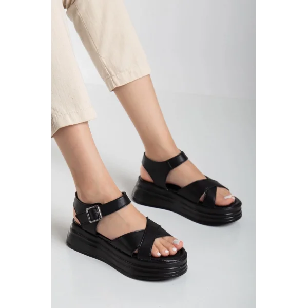 Sibna Siyah Cilt Kemerli Sandalet