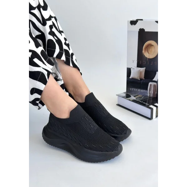 Soord Siyah Triko Boncuk İşlemeli Spor Ayakkabı