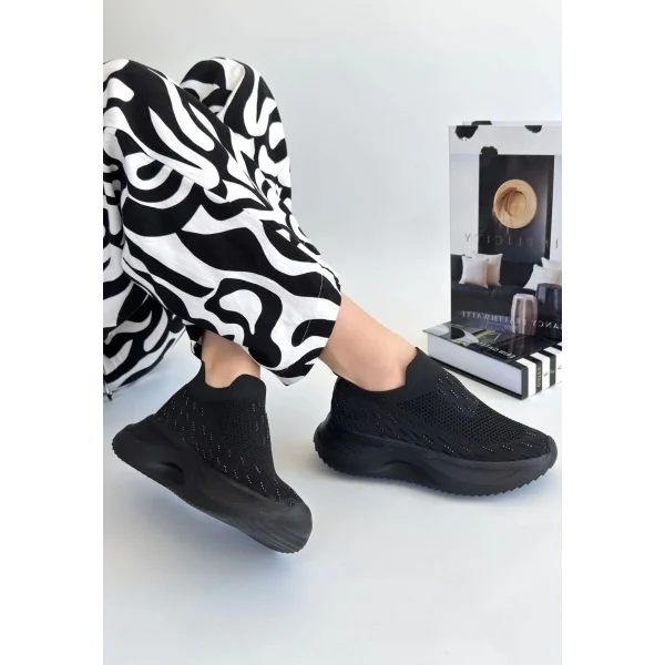 Soord Siyah Triko Boncuk İşlemeli Spor Ayakkabı