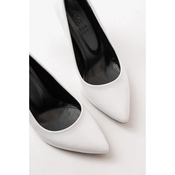 ST-001 Beyaz Rugan Günlük 9 cm Topuklu Bayan Stiletto Ayakkabı