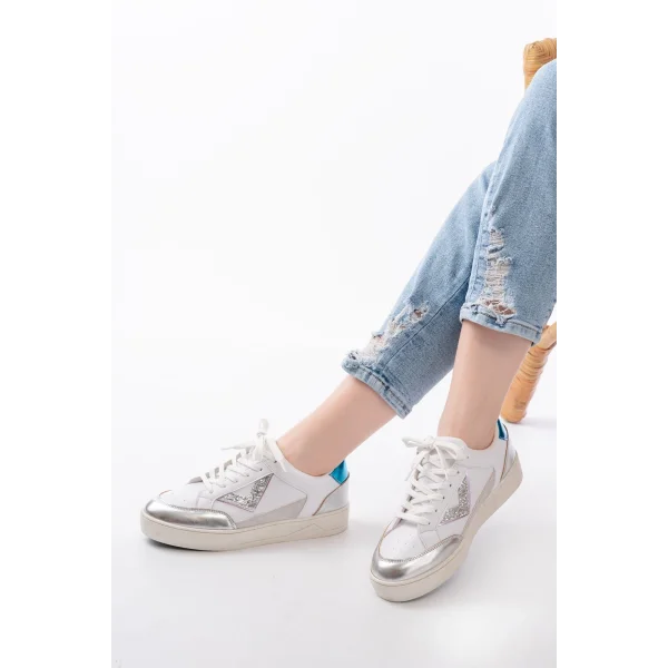SV-01 Beyaz Garni Bağcıklı Kadın Spor Ayakkabı