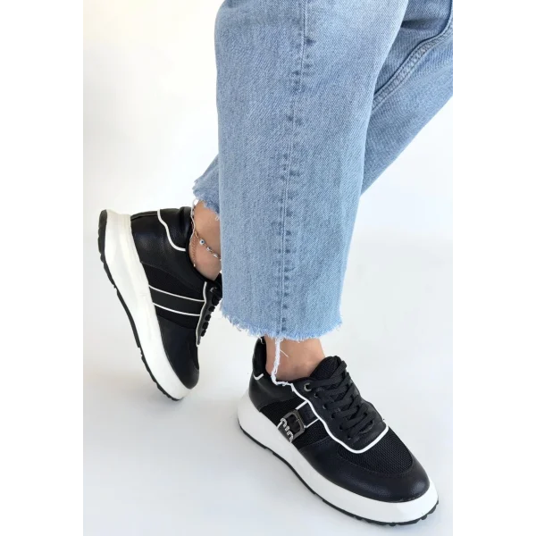 Tanwe Siyah Cilt Bağcıklı Spor Ayakkabı