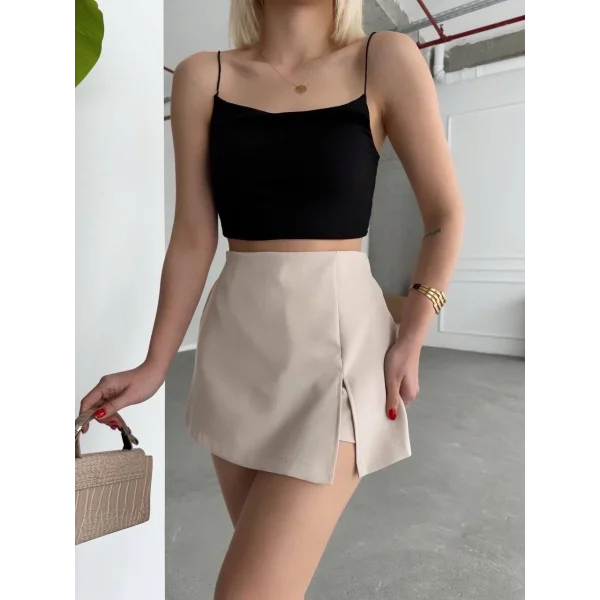 Tek yırtmajlı şort etek