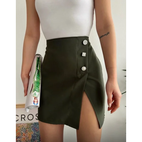 Üç taşlı mini etek