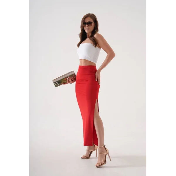 Uzun yırtmaçlı ince kumaş etek kırmızı