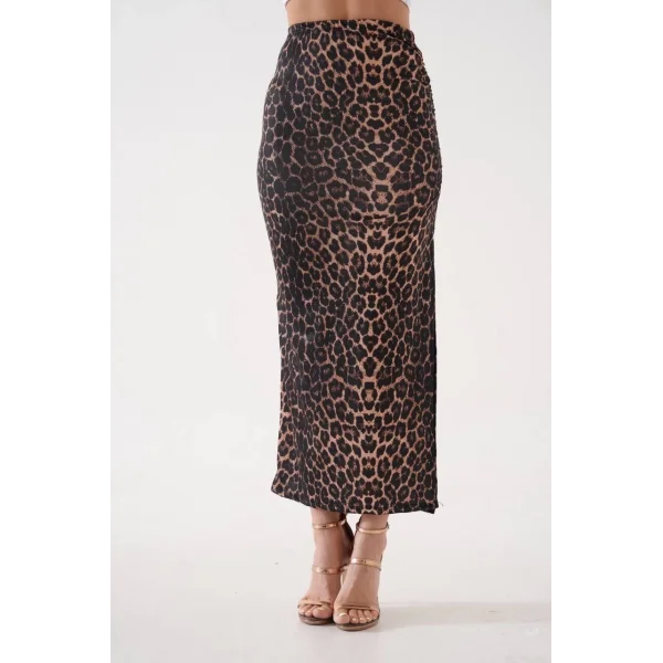 Uzun yırtmaçlı ince kumaş etek leopar