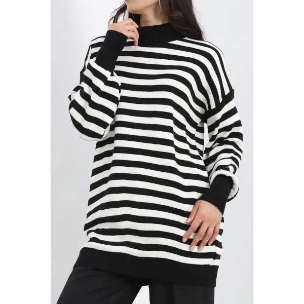 Yarım balıkçı yaka çizgili oversize triko kazak siyahbeyaz