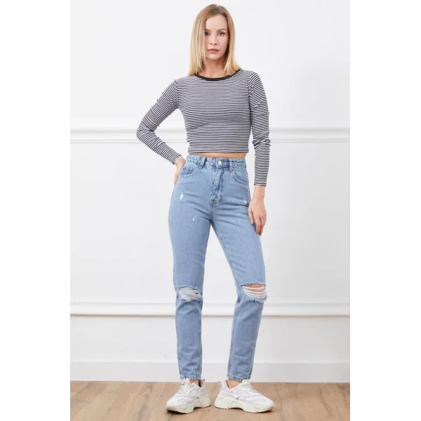 Yüksek bel yırtmaçlı mom jean pantolon