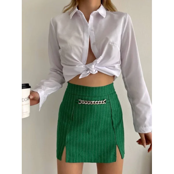 Zincir detaylı çizgili şort etek