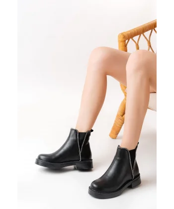 02-02 Siyah Taş Aksesuarlı Lastikli Günlük Kadın Bot