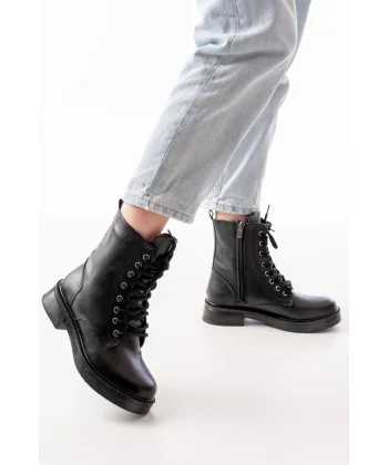 02-356 Siyah Düz Topuklu Bağcıklı Fermuarlı Günlük Kadın Bot