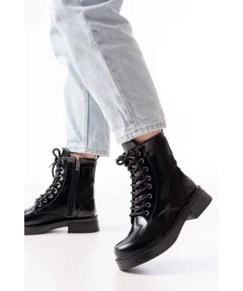 02-356 Siyah Rugan Düz Topuklu Bağcıklı Fermuarlı Günlük Kadın Bot