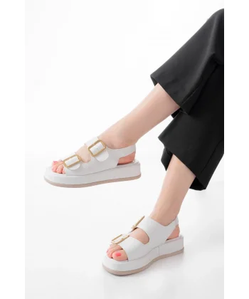 1187 Beyaz Dolgu Topuk Lastik Baretli  Kadın Sandalet