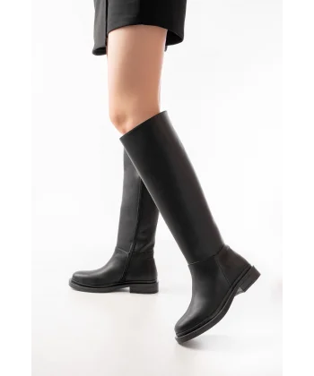 2024-3007 Siyah Fermuarlı Günlük Kadın Çizme