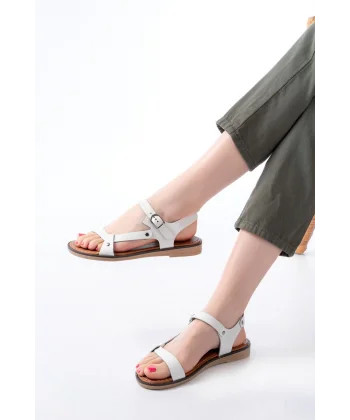 205-090 Beyaz Hakiki Deri Tokalı Kadın Sandalet