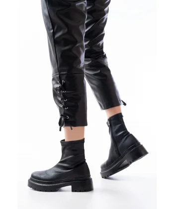 236-2011 Siyah Streç Fermuarlı Günlük Kadın Bot