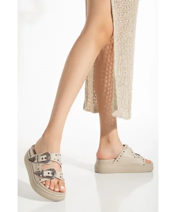 24422-1180 Bej Dolgu Topuk Kadın Sandalet