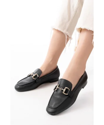 303 Siyah Toka Aksesuarlı Günlük Kadın Babet