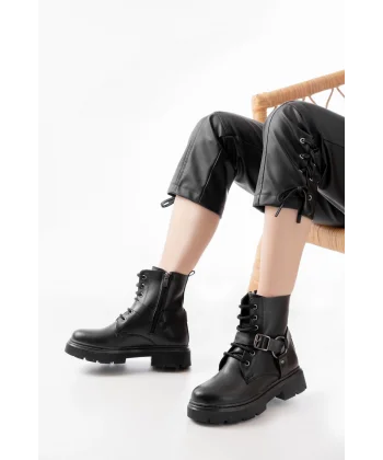 508-3038 Siyah Toka Aksesuarlı Fermuarlı Günlük Kadın Bot