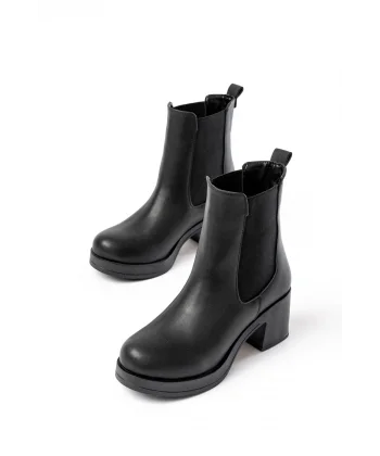 5109-3056 Siyah Lastikli Kalın Topuklu Günlük Kadın Bot