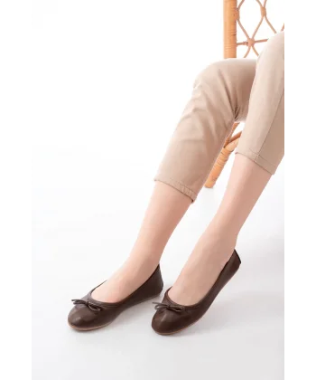 6101 Kahve Günlük  Fiyonklu Kadın Babet