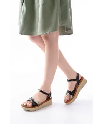 730-037 Siyah Ayna Hakiki Deri Ortopedik Taban Kadın Sandalet