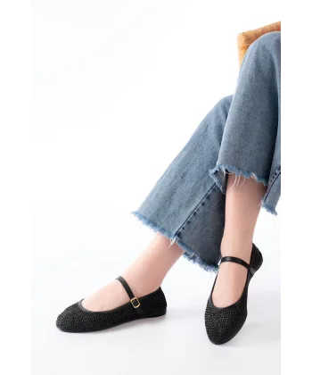 7432 Siyah Fileli Toka Detaylı Günlük Kadın Babet