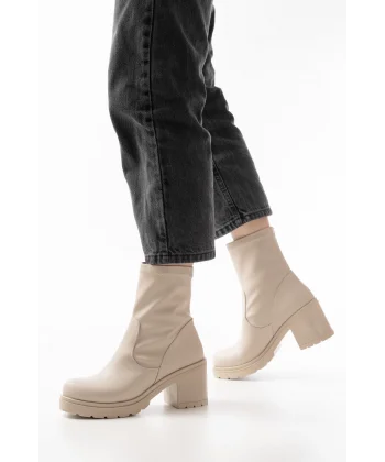 767-3040 Bej Günlük Kalın Topuklu Kadın Bot