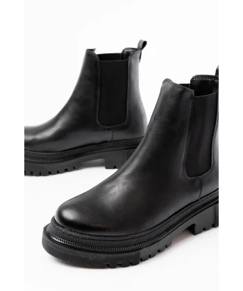 812-2137 Siyah Lastikli Günlük Kadın Bot