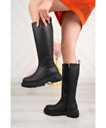 812-340 Siyah Fermuarlı Günlük Kadın Çizme