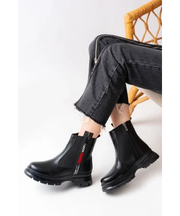 ASM-086 Siyah Fashion Aksesuarlı Fermuarlı Günlük Kadın Bot