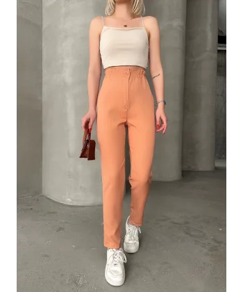 Beli lastikli karamel pantolon