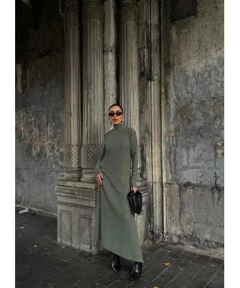 Boğazlı kalın bürümcük uzun elbise yeşil