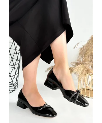 Estay Siyah Rugan Topuklu Ayakkabı