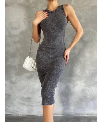 Halter yaka elbise aşit yıkamalı