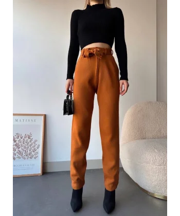 Kendinden kemerli triko pantolon camel