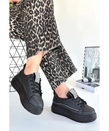 Leope Siyah Cilt Bağcıklı Spor Ayakkabı