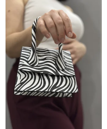 luxe siyahbeyaz cilt çanta