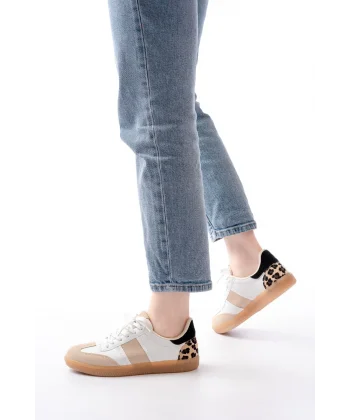 M-6006 Beyaz Garni Leopar Desenli Bağcıklı Termo Taban Günlük Kadın Spor