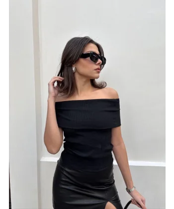 Madonna yaka sıfır kol bluz