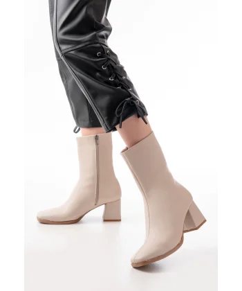 MSK-032 Bej Topuklu Fermuarlı Kadın Bot