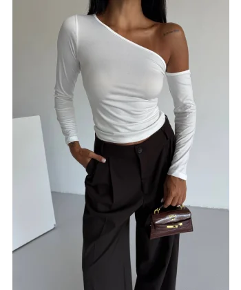 Omuz detaylı kollu bluz beyaz f2336