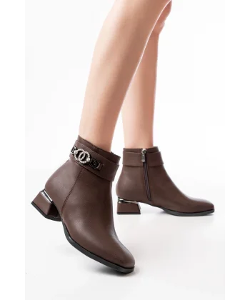 RM-502 Kahverengi Toka Aksesuarlı Topuklu Fermuarlı Günlük Kadın Bot