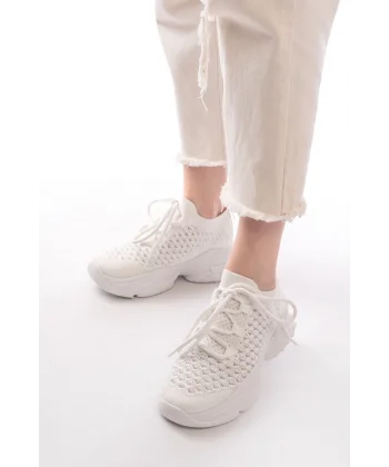 SP-2024 Beyaz Günlük Bağcıklı Fileli Taş Aksesuarlı Kadın Spor Ayakkabı