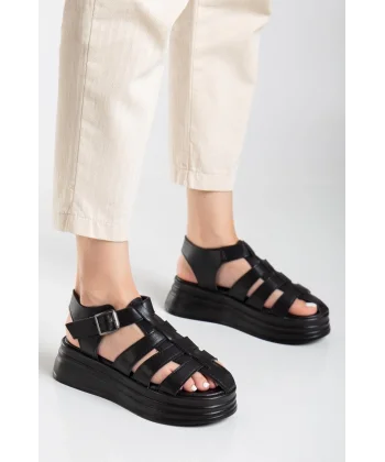 Toten Siyah Cilt Kemerli Sandalet