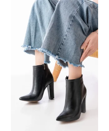 VRT-4801 Siyah Yüksek Kalın Topuklu Fermuarlı Kadın Bot
