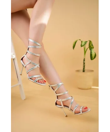 Yuray Gümüş Saten Topuklu Ayakkabı