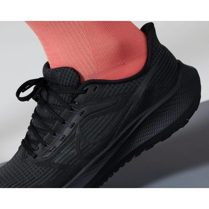 Nike Air Zoom Pegasus 39 Erkek Koşu Ayakkabısı DH4071-006