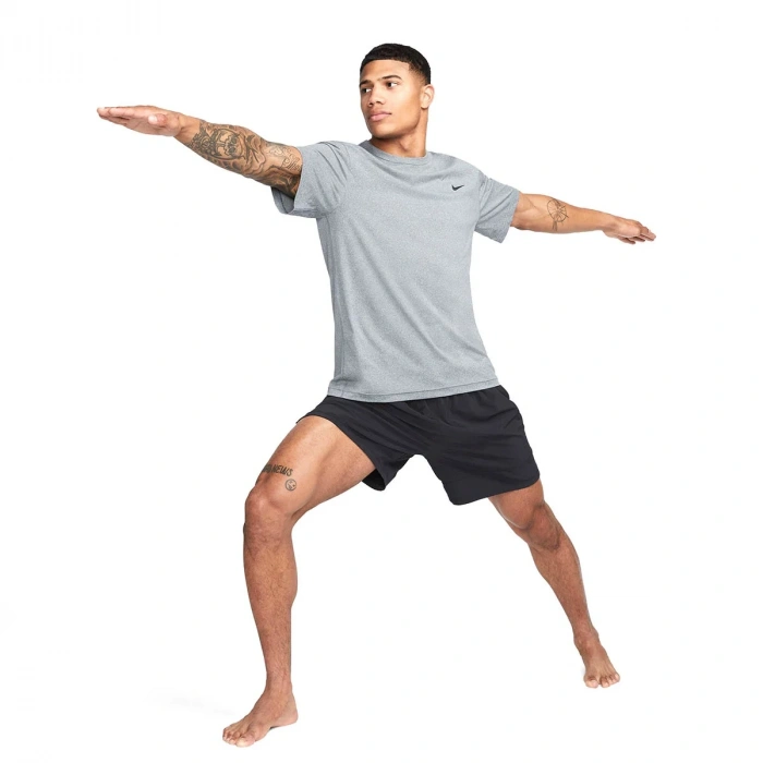 Nike Dri-Fit Uv Hyverse Ss Erkek Gri Antrenman T-Shirt